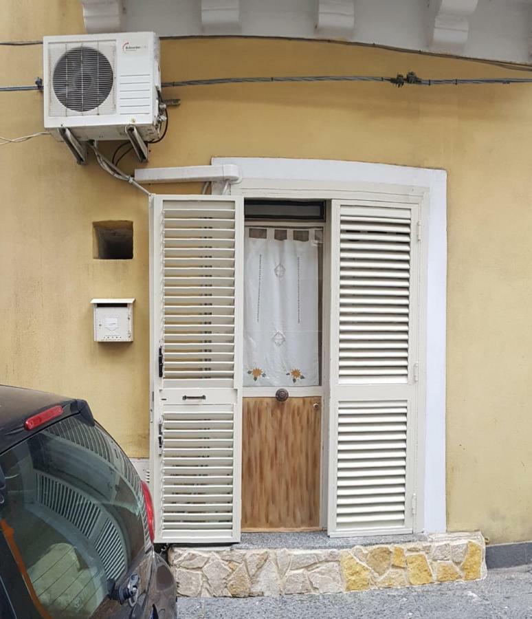 Giovanni S Little House Catania Exterior photo